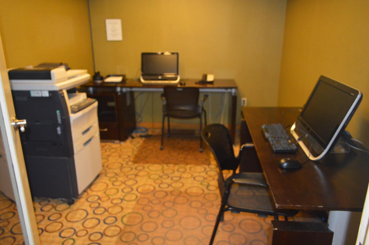 Red Lion Hotel North Baltimore Timonium Extérieur photo